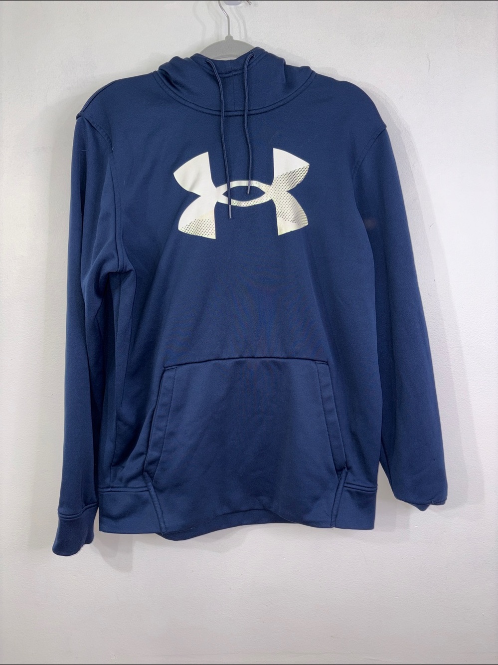 Woman’s Under Armour Blue Hooded Sweatshirt Sz M